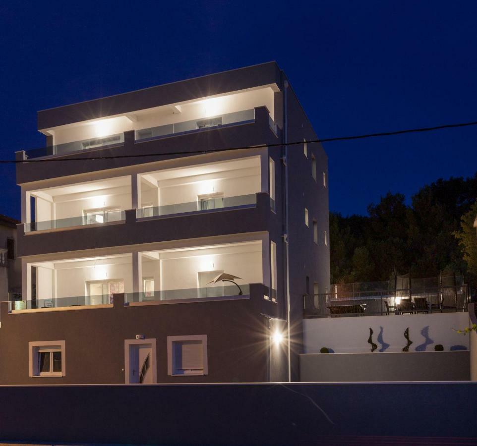 Luxury Villa Aria, Apartment Trogir Eksteriør bilde