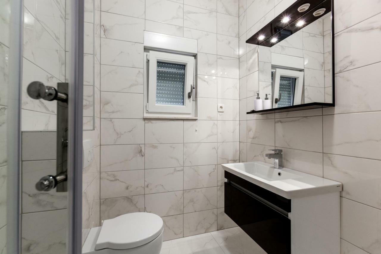 Luxury Villa Aria, Apartment Trogir Eksteriør bilde